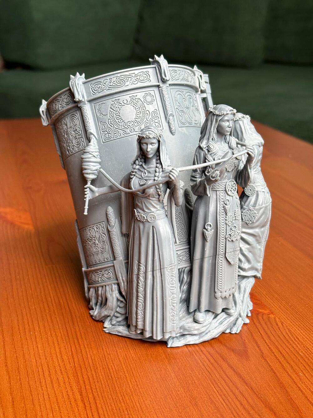Portalápices Vikingo de Resina Impresa en 3D - Imagen 6